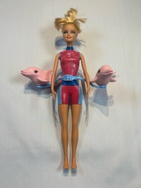 Barbie I Can Be Splash and Spin Dolphin Trainer Doll (2012)